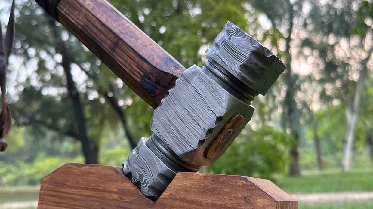 Thom 2.0 Damascus Hammer