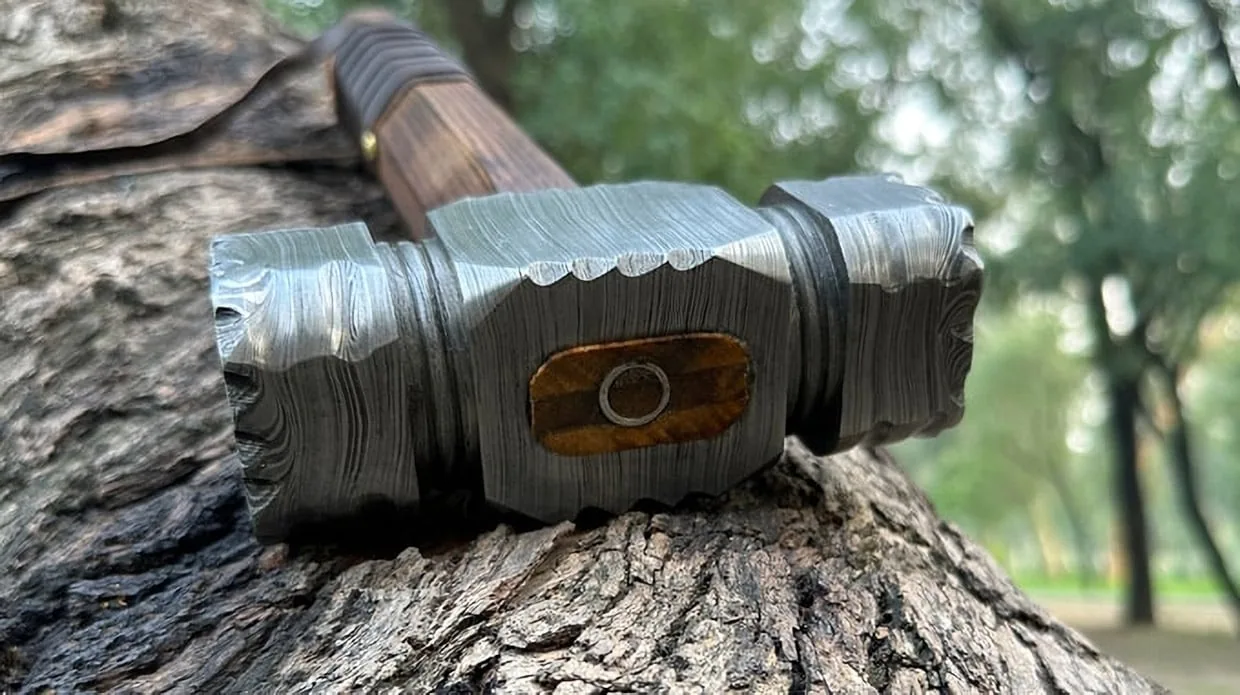 Thom 2.0 Damascus Hammer