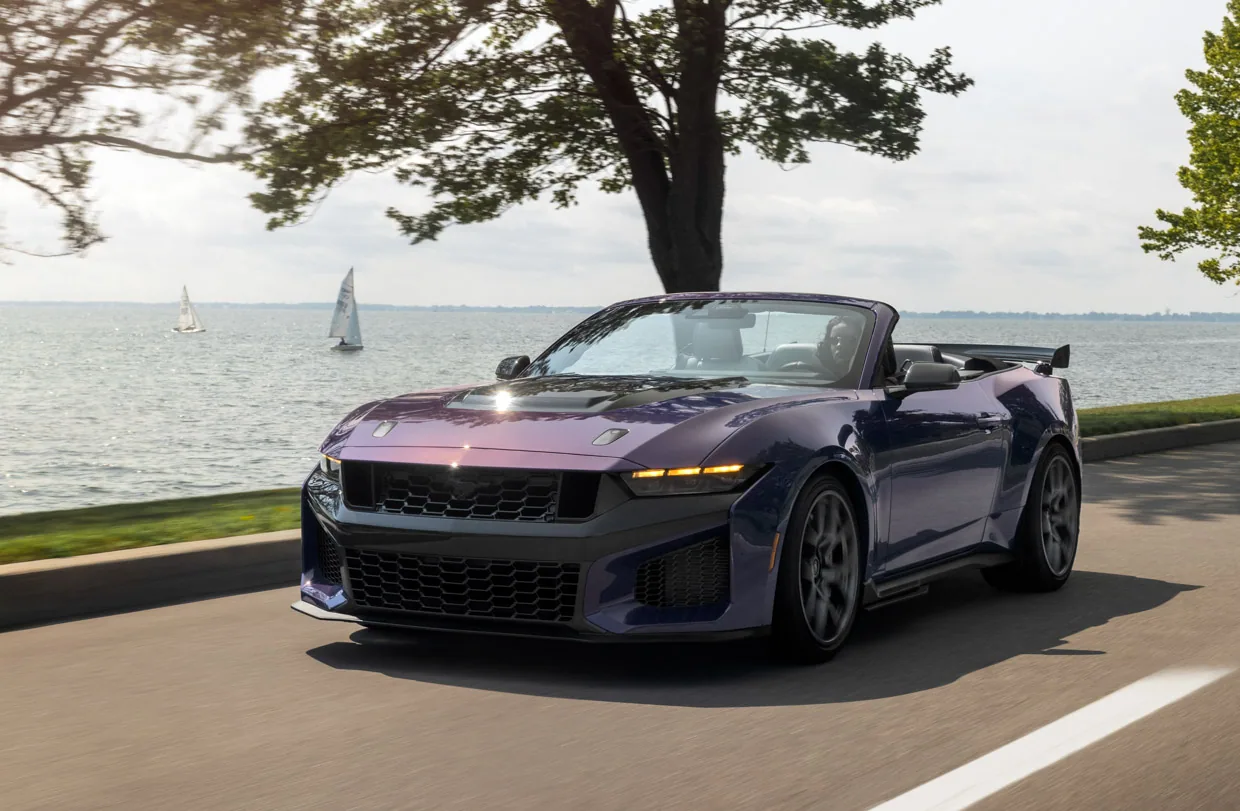 2027 Ford Mustang Dark Horse SC Convertible