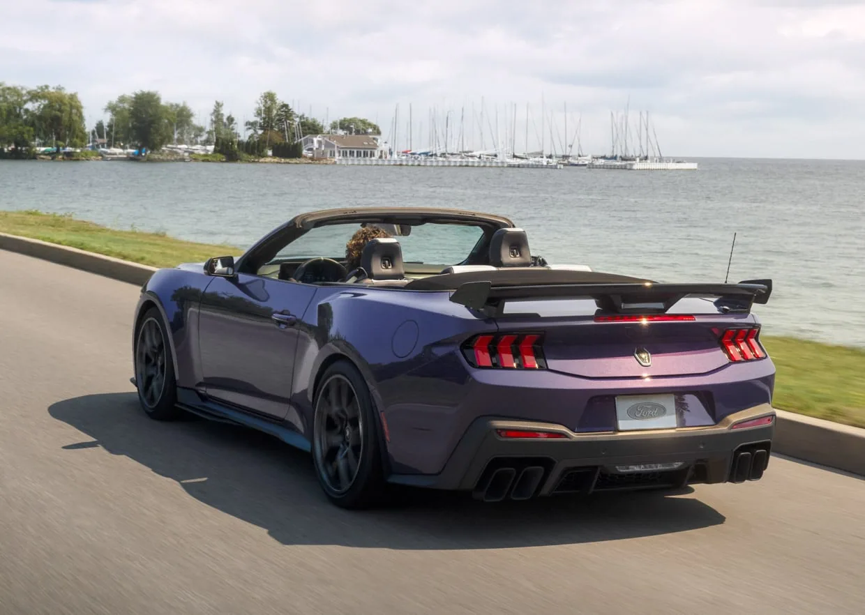 2027 Ford Mustang Dark Horse SC Convertible