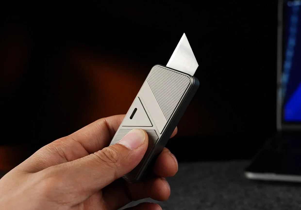 DeckShiv Neo Utility Knife