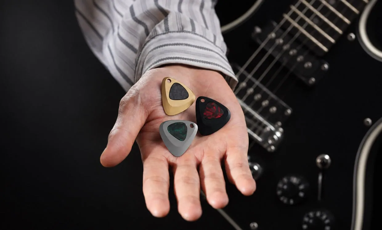 TiTern Titanium + Carbon Permanent Guitar Pick